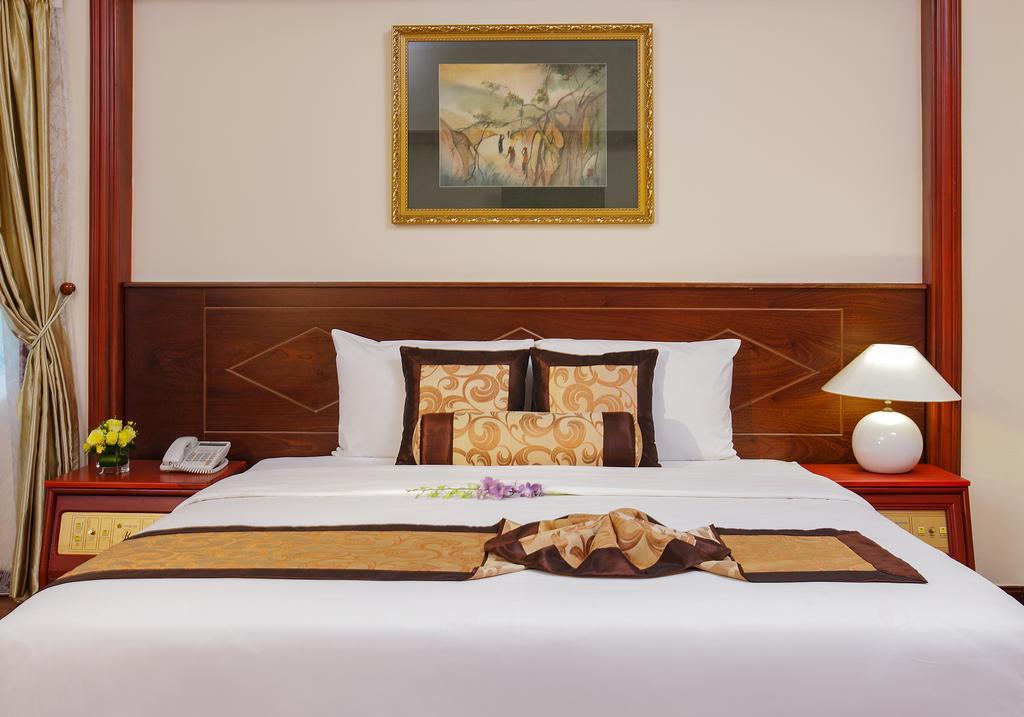 Royal Hotel Saigon Ho Či Minovo Město Exteriér fotografie